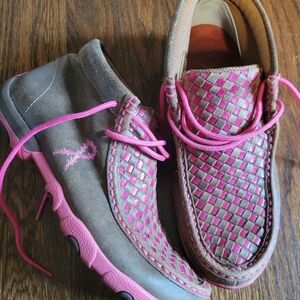 Twisted X Breast Cancer Mocs